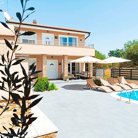 Villa Twins Sukosan With Heated Pool Eksteriør bilde