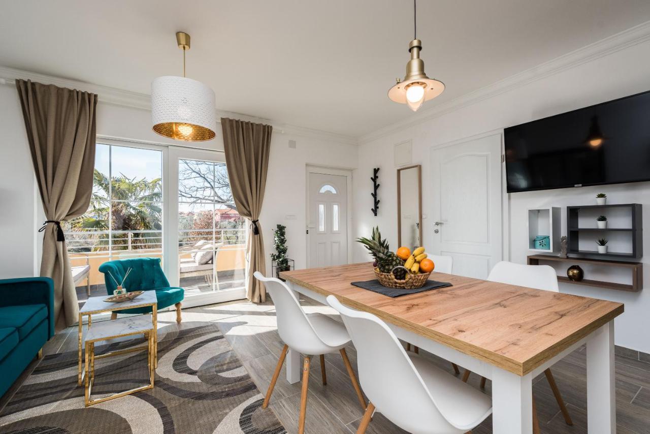 Villa Twins Sukosan With Heated Pool Eksteriør bilde