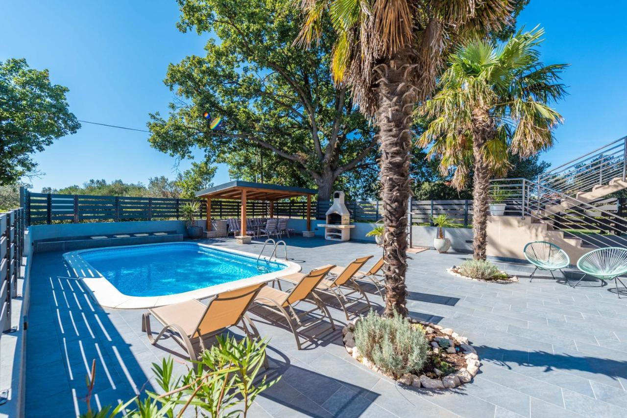 Villa Twins Sukosan With Heated Pool Eksteriør bilde